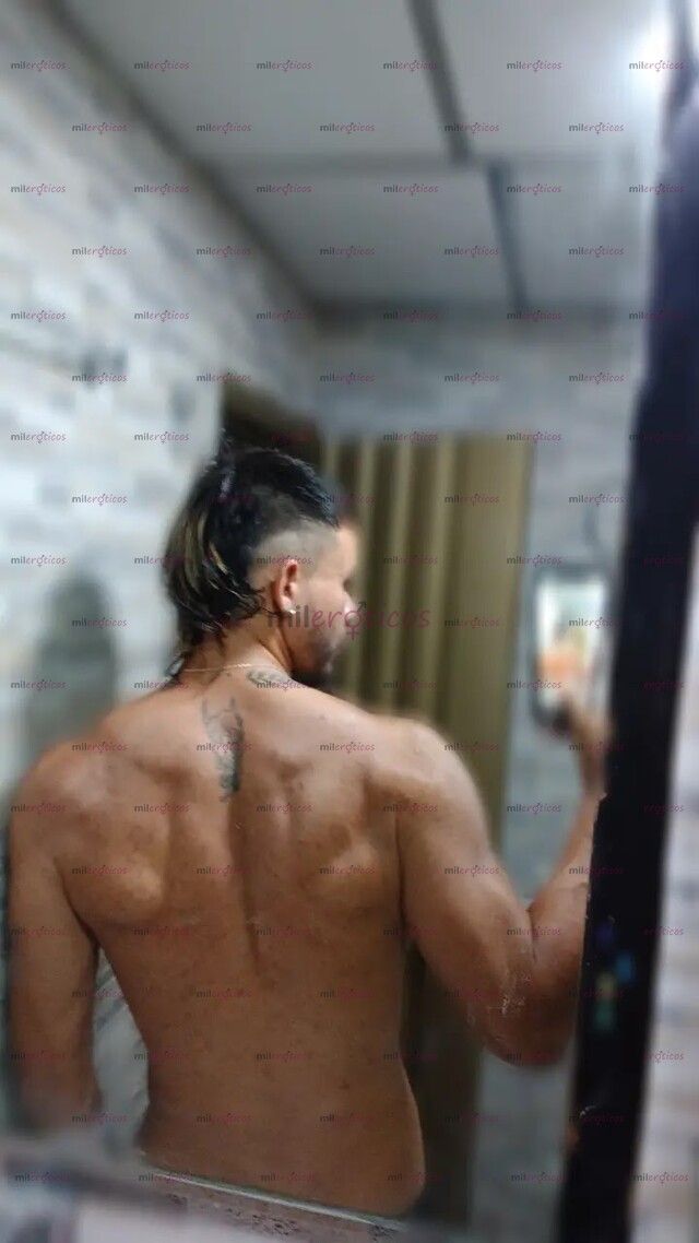FOTOS DE SOY UN HOMBRE ATLETA MARCADO MI CUERPO OJOS LINDOS CAVELLO SUAVE SI AGO CONTACTO