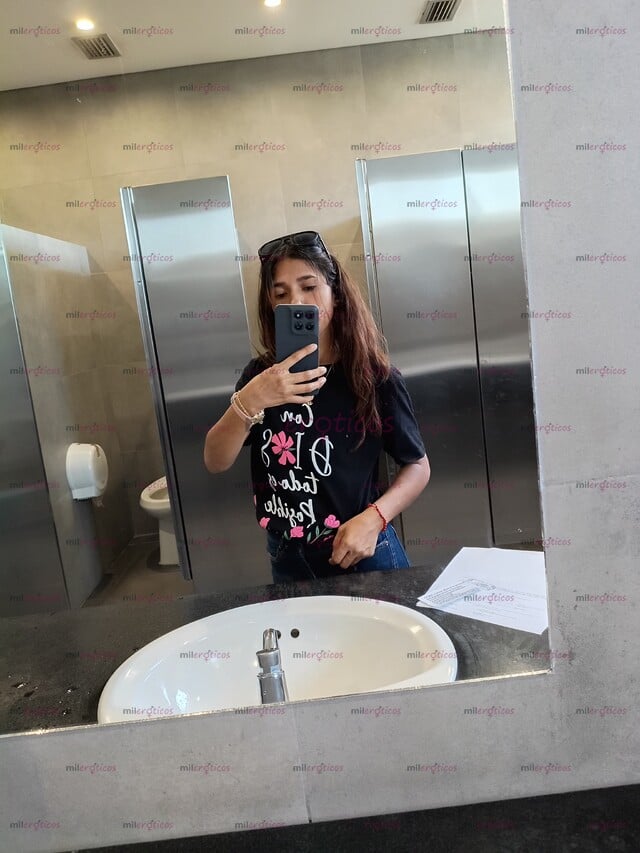 FOTOS DE FLACA RECIÉN LLEGADA A TU CIUDAD DISPUESTA A COMPLACERTE EN TUS FANTASIAS