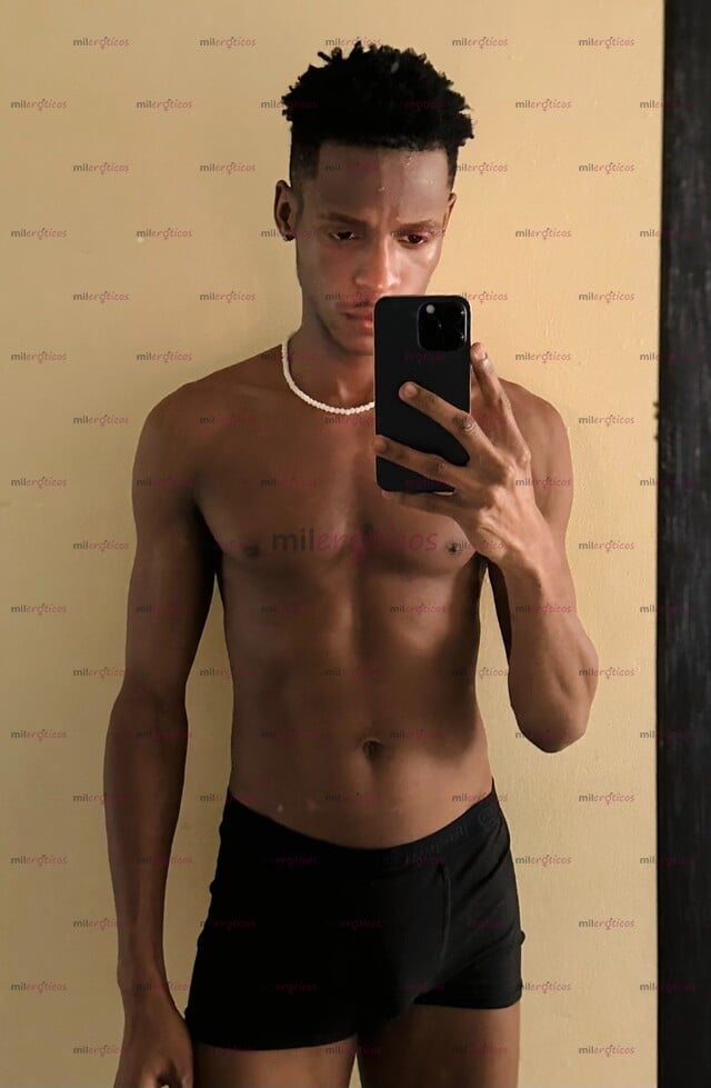 FOTOS DE STEVEN B 25 AÑOS MORENO PASIVO DISCRETO