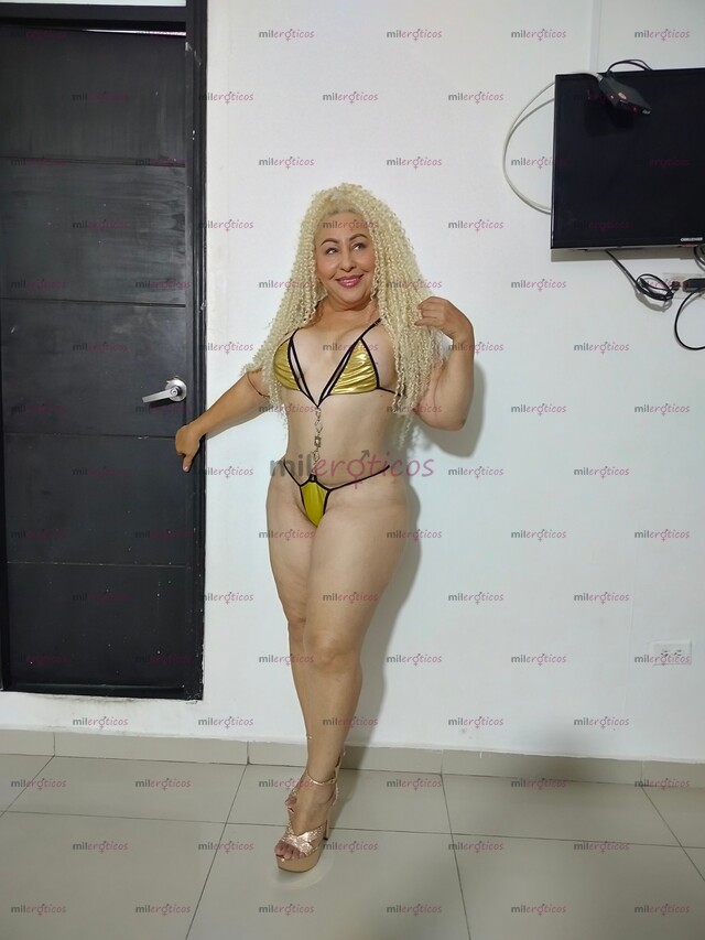 FOTOS DE AMERICA REINA MILF NO VENDO PUBLICIDAD ENGAÑOSA RICA MILF TRIPLATO