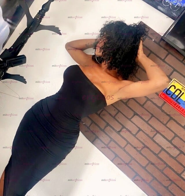 FOTOS DE MORENA LECHERA CON GANA DE PREÑAR CULOS Y LLENARLOS DE LECHE