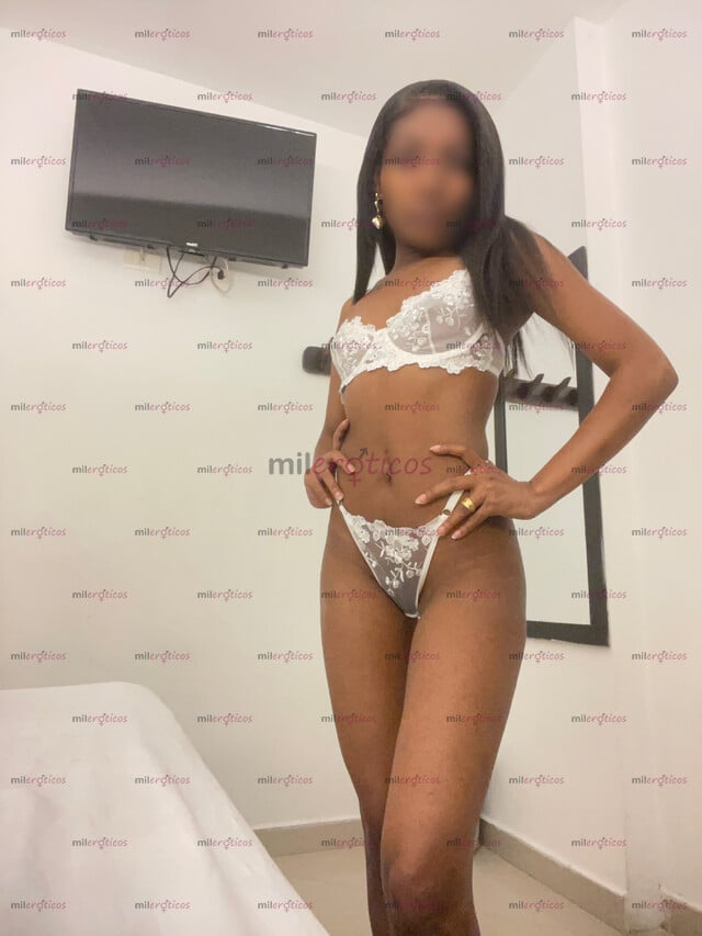 FOTOS DE HOLA SOY SHARITH, UNA MORENA FLACA BIEN SEXY