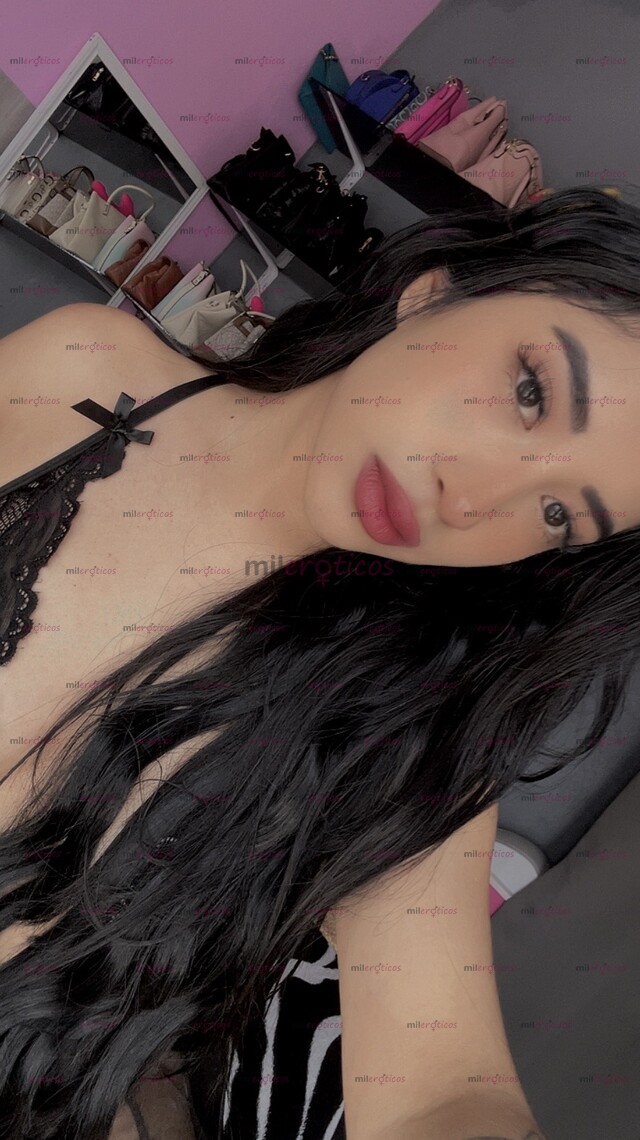 FOTOS DE HERMOSA PELINEGRA VIP ADICTA AL SEXO Y A CHUPARLA
