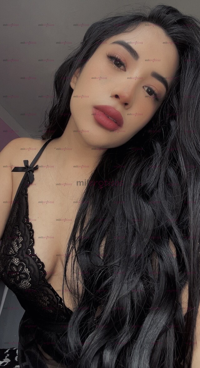 FOTOS DE HERMOSA PELINEGRA VIP ADICTA AL SEXO Y A CHUPARLA