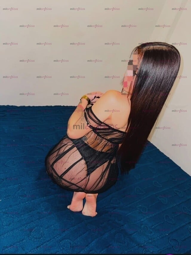 FOTOS DE CALIENTE Y SEXY CHICA VENEZOLANA QUE TE ESPERA PARA COGER