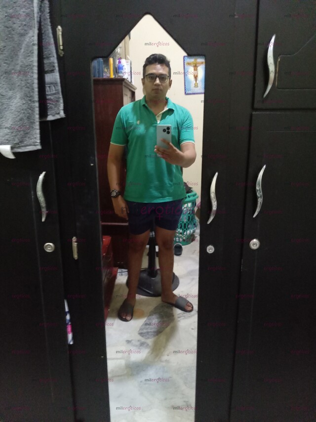 FOTOS DE JOVEN MORENO DE 25 AÑOS MORENO SOLO MUJERES