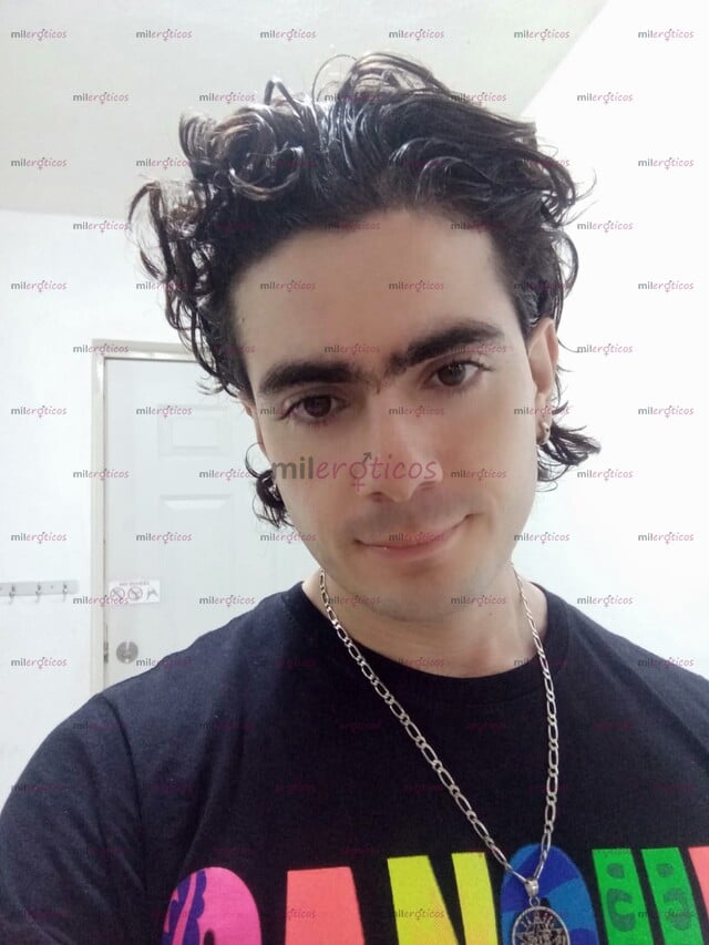 FOTOS DE RIKO MASAJE DÉJATE CONSENTIR CONTACTO 9993519275 WHATSAP .....