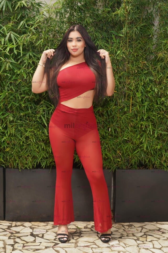 FOTOS DE HERMOSA MUÑECA EXPLOSIVA JOVENCITA 20 AÑOS