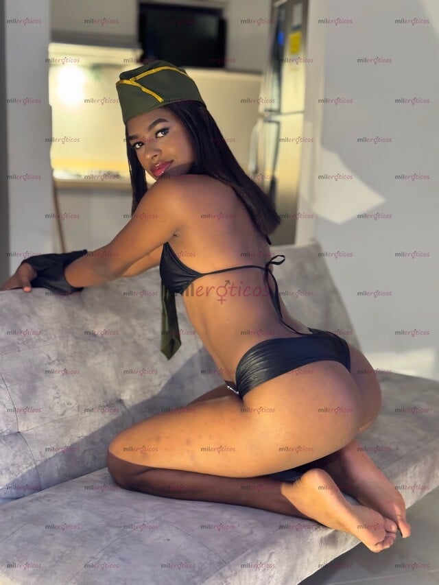 FOTOS DE PIEL MORENA LINDA CABELLO CORTO NEGRO CULONA