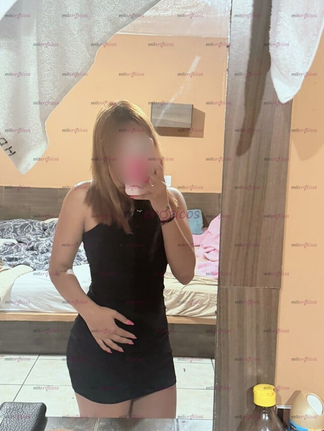 FOTOS DE DISPUESTISIMA... ATREVIDA... TODA UNA DIOSA EN EL SEXXXO...