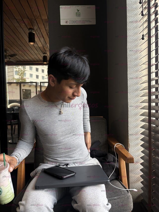 FOTOS DE TWINK,MORENO,PREMIUM,DISCRETO Y MUY CALIENTE A TUS SERVICIOS
