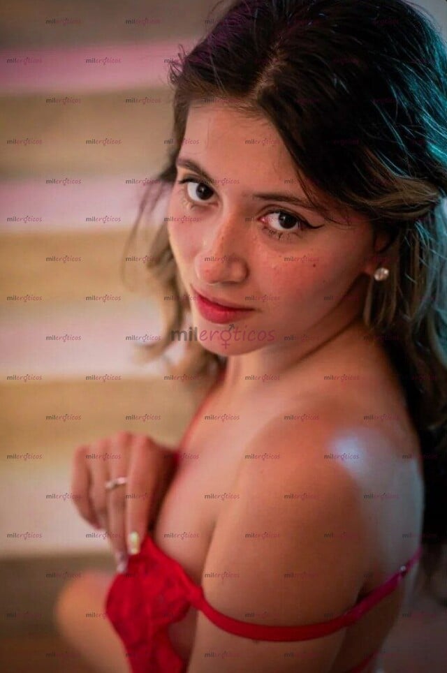 FOTOS DE HOLA MI NOMBRE ES ALEJANDRA Y SOY NUEVA POR ACÁ LES TRAIGO LOS MEJORES MASAJES