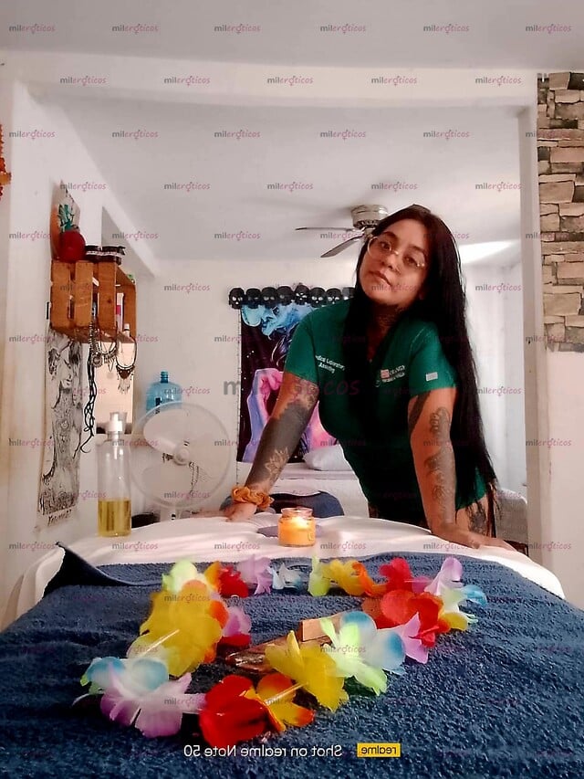 FOTOS DE MASAJES ,RELAJANTES , EROTICOS CON ACEITE Y AROMATERAPIA