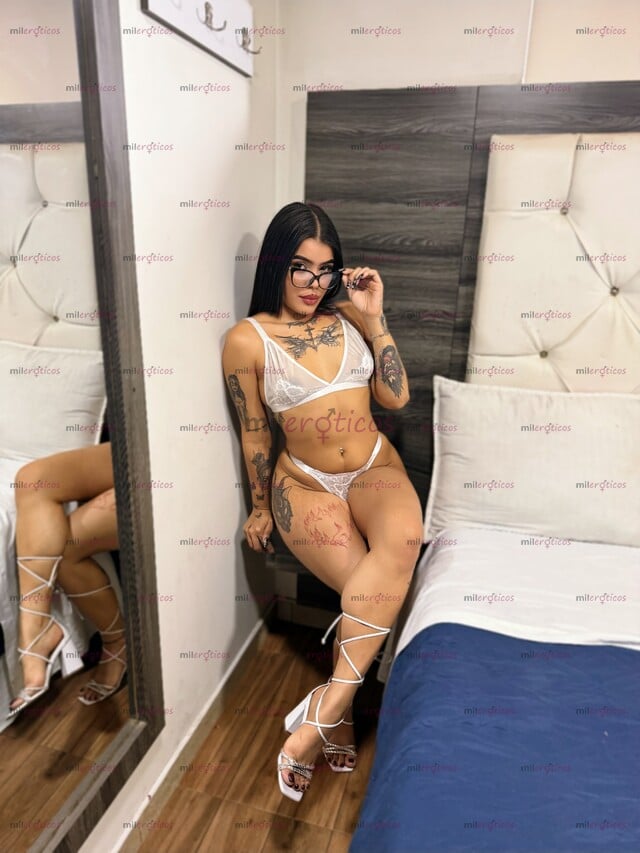 FOTOS DE VEN Y JUGAMOS A QUE SOY TU CHICA TIERNA Y SUMISA