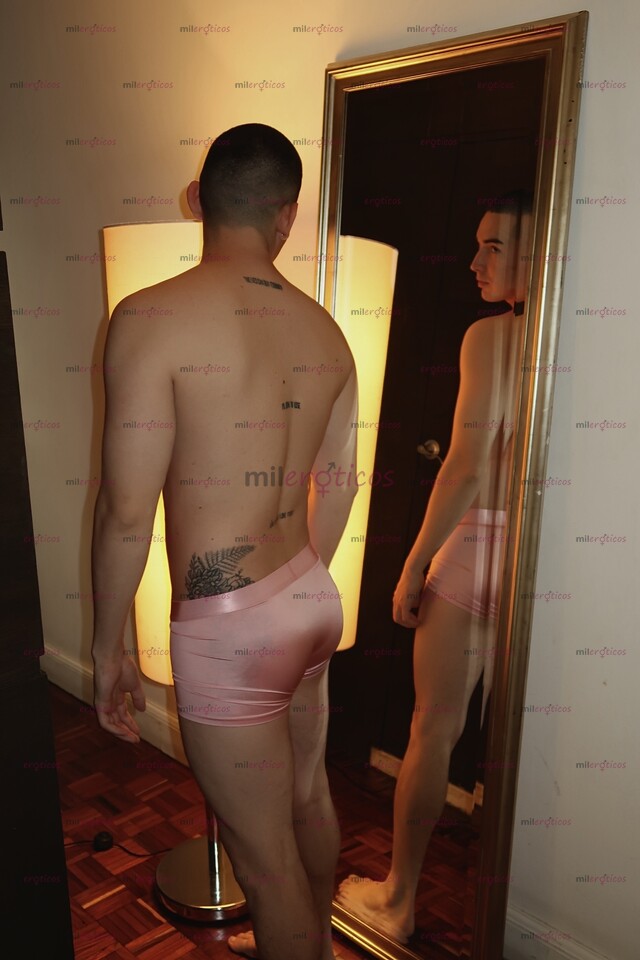 FOTOS DE ROGELIO DISPONIBLE DÉJATE CONSENTIR CON MI CULITO Y MI VERGA ¿QUIERES LECHITA?