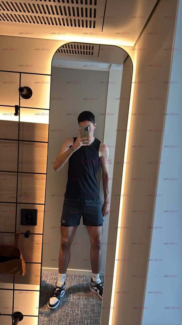 FOTOS DE COLOMBIANO, DISCRETO Y RESERVADO. NUEVO!