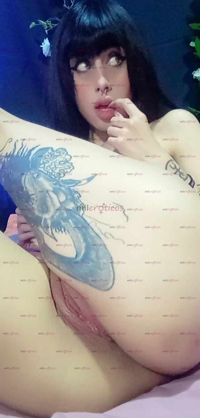 FOTOS DE LINDA MUÑECA FLAQUITA TATUADA BLANQUITA Y PELINEGRA
