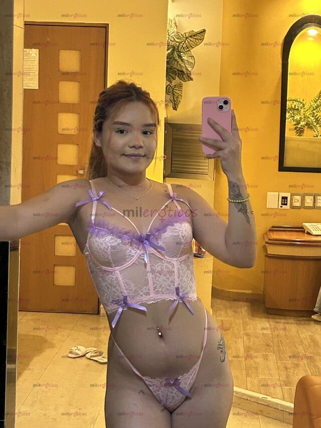 FOTOS DE HOLA SOY KENDRA DE 19 AÑITOS , UNA NIÑA MUY AMOROSA , Y SIEMPRE OLIENDO RICO
