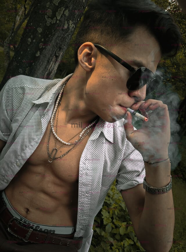 FOTOS DE ESTOY DISPONIBLE PARA TI, MÁNDAME MENSAJEEEE