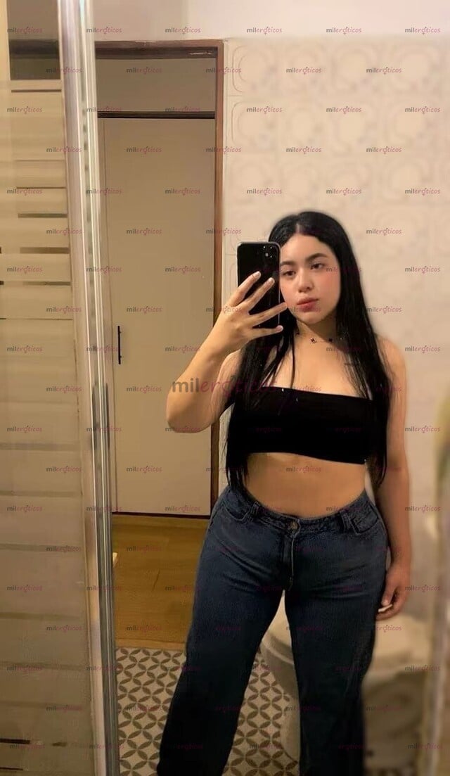 FOTOS DE HERMOSA SEÑORITA RECIÉN LLEGADA A TU CIUDAD PARA COMPLACERTE.