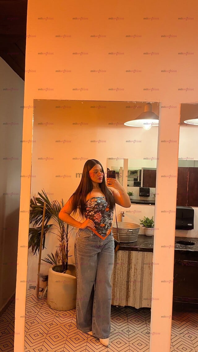 FOTOS DE ARIEL, TRANS GUAPA, FEMENINA Y CON CLASE PARA COMPLACERTE.