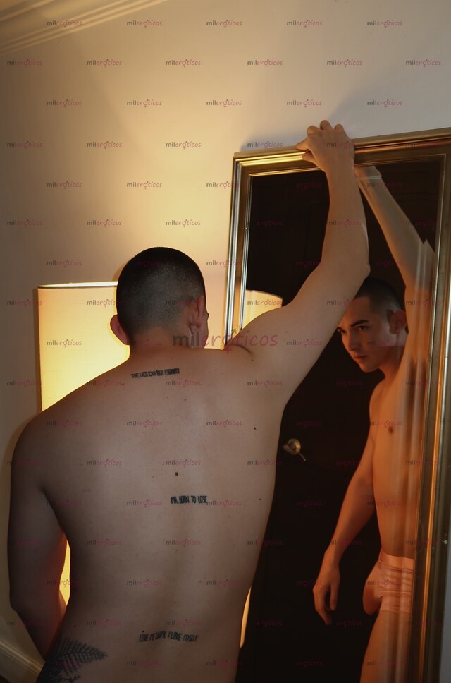 FOTOS DE ROGELIO DISPONIBLE DÉJATE CONSENTIR CON MI CULITO Y MI VERGA ¿QUIERES LECHITA?