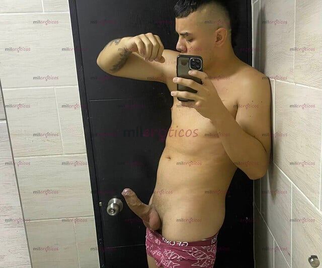 FOTOS DE SOMOS DOS POLLOS CALIENTES VERS Y ACT RECIÉN LLEGADOS FOTOS POR INTERNO