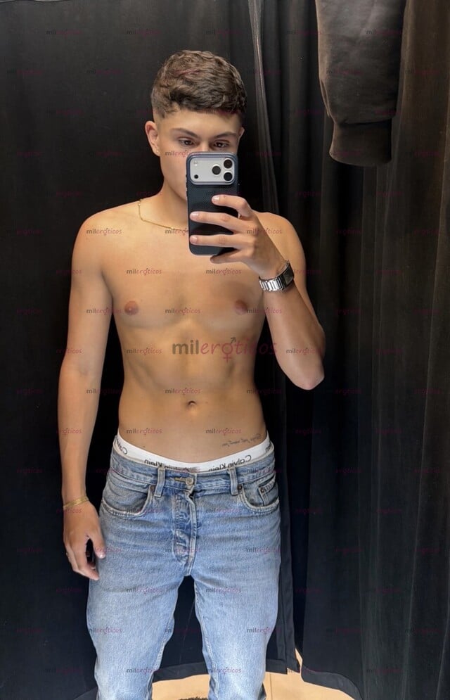 FOTOS DE TWINK JERO JOVEN ADICTO AL SEXO VERSÁTIL DE VUELTA EN LA CIUDAD