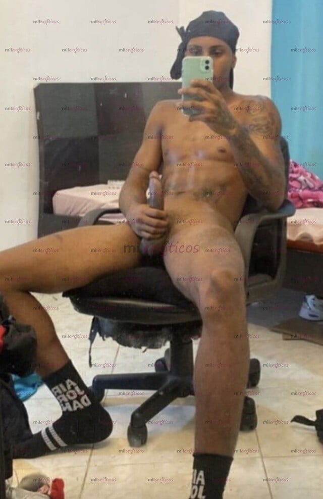 FOTOS DE POLLO ACTIVO NUEVO EN LA CUIDAD 100%HETERO NEGRO VERGA LECHERA PARA TI