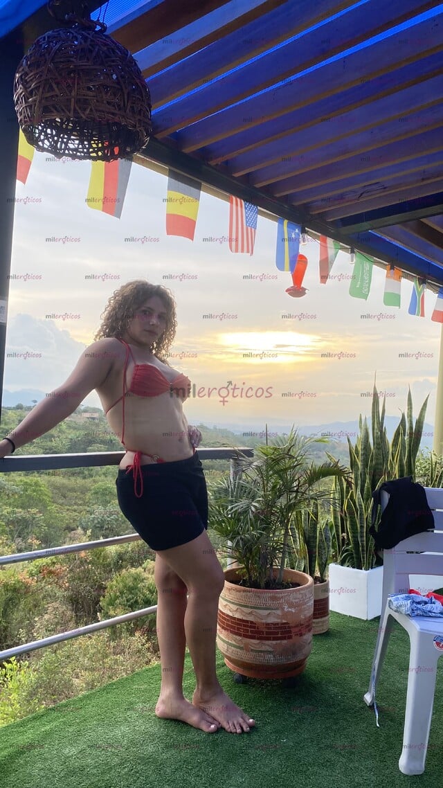 FOTOS DE PERLA CHICA JOVEN CÓN APARTAMENTO PRIVADO Y TOTAL DISCRECION