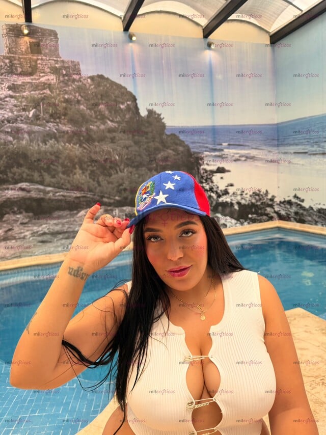 FOTOS DE GIORGINA PUCCI SEXY, EDUCADA, ELEGANTE CON UNAS CURBAS QUE ENAMORAN CULAZO