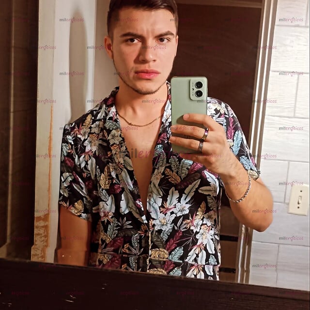 FOTOS DE SOY LEÓN, APASIONADO Y DINÁMICO,SOLO MUJERES, NO TE VAS ARREPENTIR
