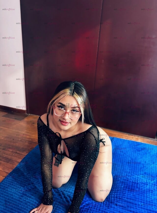 FOTOS DE SOY MELANY UNA ATRACTIVA RUBIA CON HERMOSAS CURVAS Y RICA COLA
