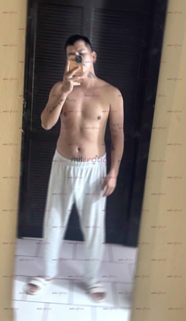 FOTOS DE 31 AÑOS, BARBERO Y AGENTE DE VIAJES, QUIERES DISCRECIÓN TE LA DOY.