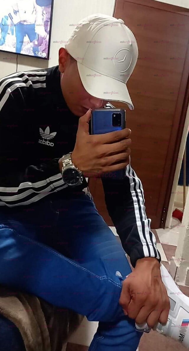 FOTOS DE LLEGÓ TU CHACAL DOTADO, ATRACTIVO Y CACHONDO