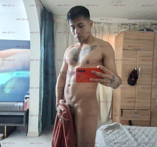 FOTOS DE JOVEN NUEVO EN LA CIUDAD. CON GANAS DE PASARLO BIEN, DISPONIBLE A TODO.