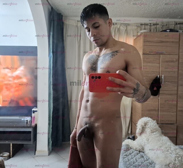 FOTOS DE JOVEN NUEVO EN LA CIUDAD. CON GANAS DE PASARLO BIEN, DISPONIBLE A TODO.
