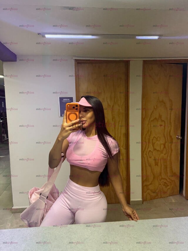 FOTOS DE GALA COLOMBIANA SEXY MODELO PELINEGRA DE LUJO LINDA Y EXÓTICA