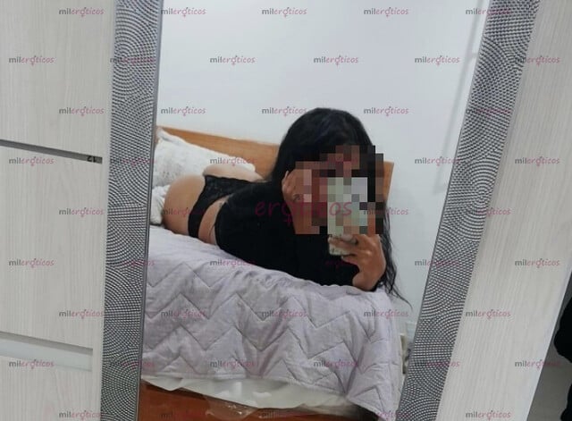 FOTOS DE FLACA MORENITA HERMOSA 20 AÑOS QUE TE HARÁ PASAR UN RATO AGRADABLE