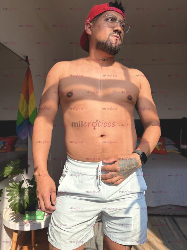 FOTOS DE VEN Y DISFRUTA DE ESTE PASIVO MORENO VARONIL, TODO CON DISCRECIÓN!