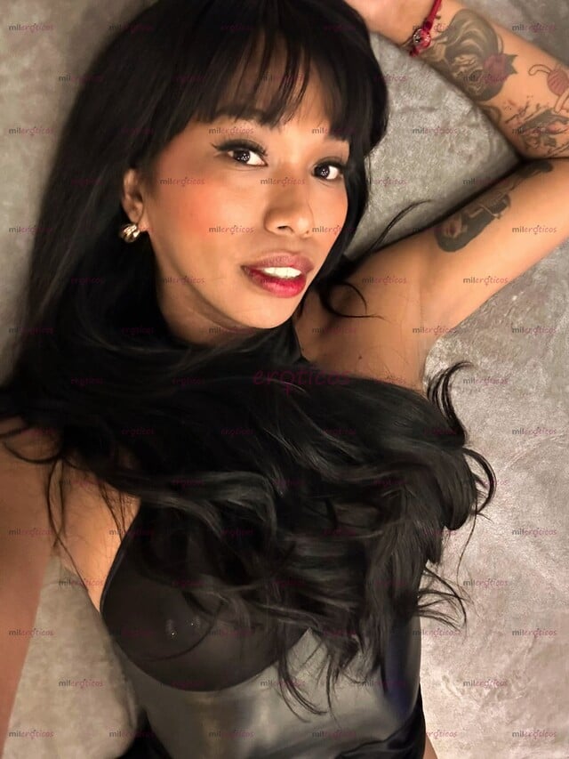 FOTOS DE TU PRINCESA DE CHOCOLATE SENCILLA E INTELIGENTE, SÚPER SEXY UNA MUJER DE FUEGO.