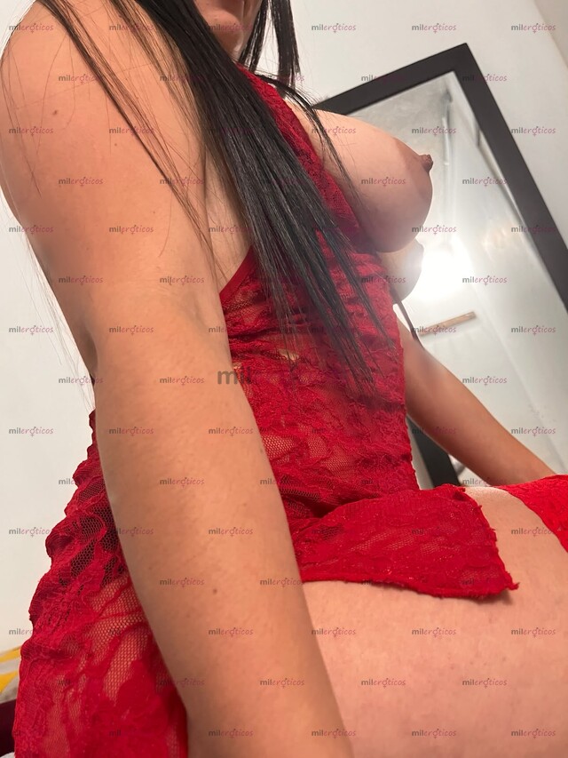 FOTOS DE LORENA HERMOSO REOSTRO CUERPO BONITO MUY BUENA ACTITUD