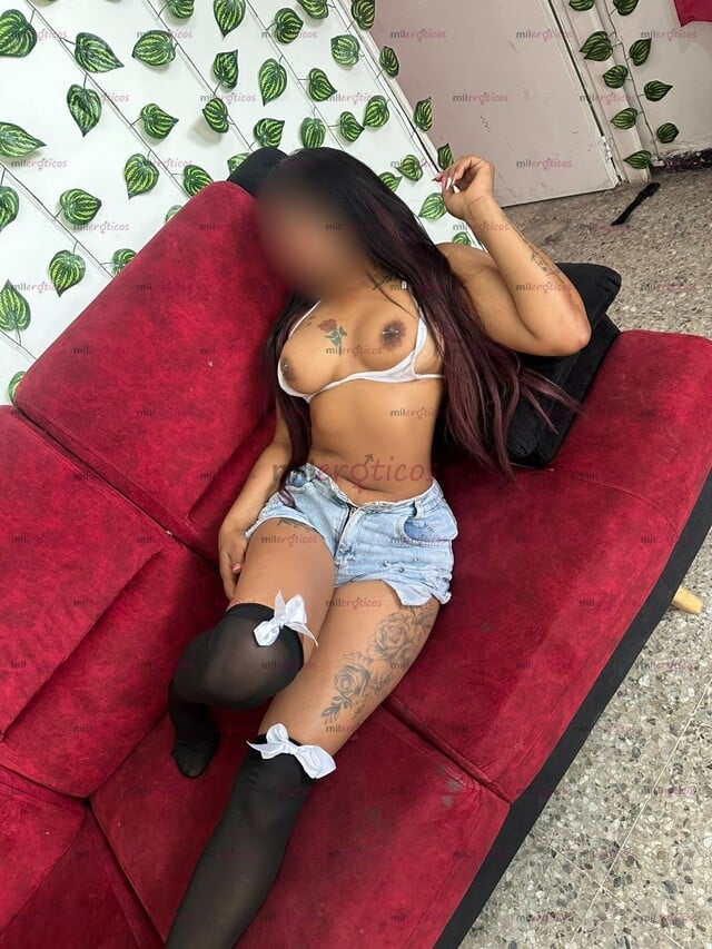 FOTOS DE HERMOSA FLAKITA PARA TI JOVENCITA LLEGÓ NIKOL A BOSA ESTACIÓN