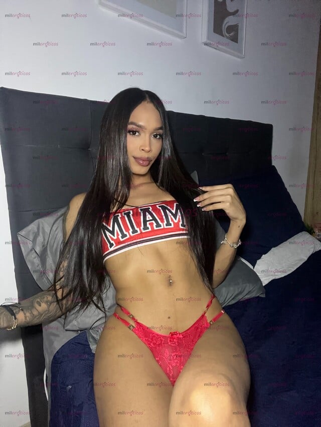 FOTOS DE CHICA TRANS FEMENINA, DE TRATO EXCLUSIVO Y CON UN GRAN ATRIBUTO NATURAL.