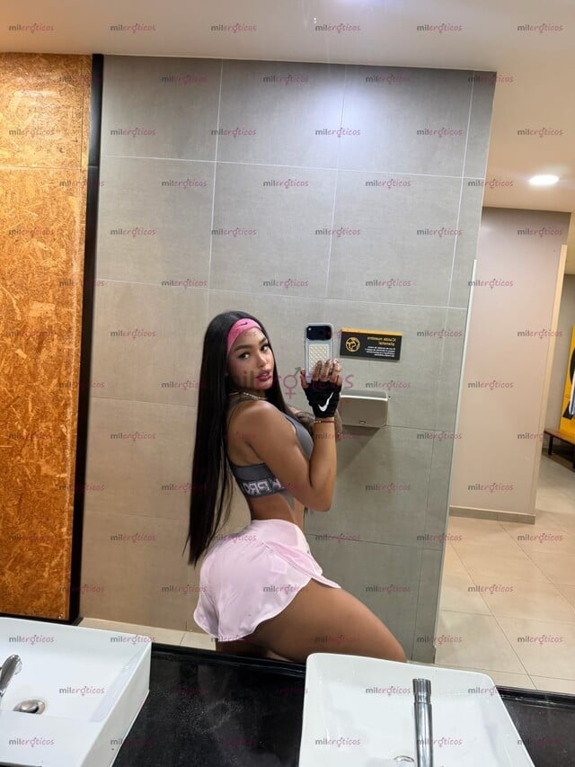 FOTOS DE EXÓTICA, COLOMBIANA Y PELIGROSAMENTE ATRACTIVA