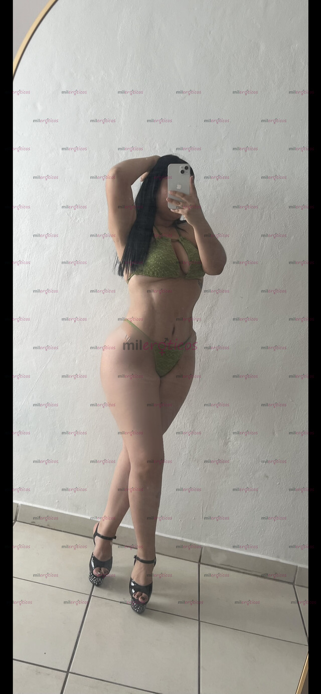 FOTOS DE SENSUAL Y CALIENTE PELINEGRA CON EXQUISISTAS NALGOTAS