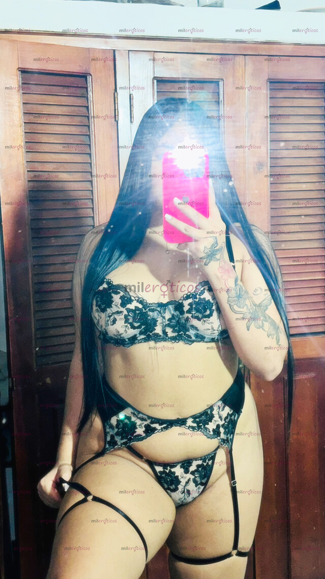 FOTOS DE TU PELINEGRA DE FANTASÍAS RICA Y DELICIOSA, ME QUERAS COMER UNA Y OTRA VEZ