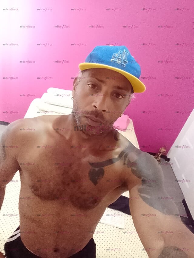 FOTOS DE NEGRO CUBANO CON UN PINGON DE 22 CENTÍMETRO PARA ABRIL CULO 100 POR CIENTO ACTIV