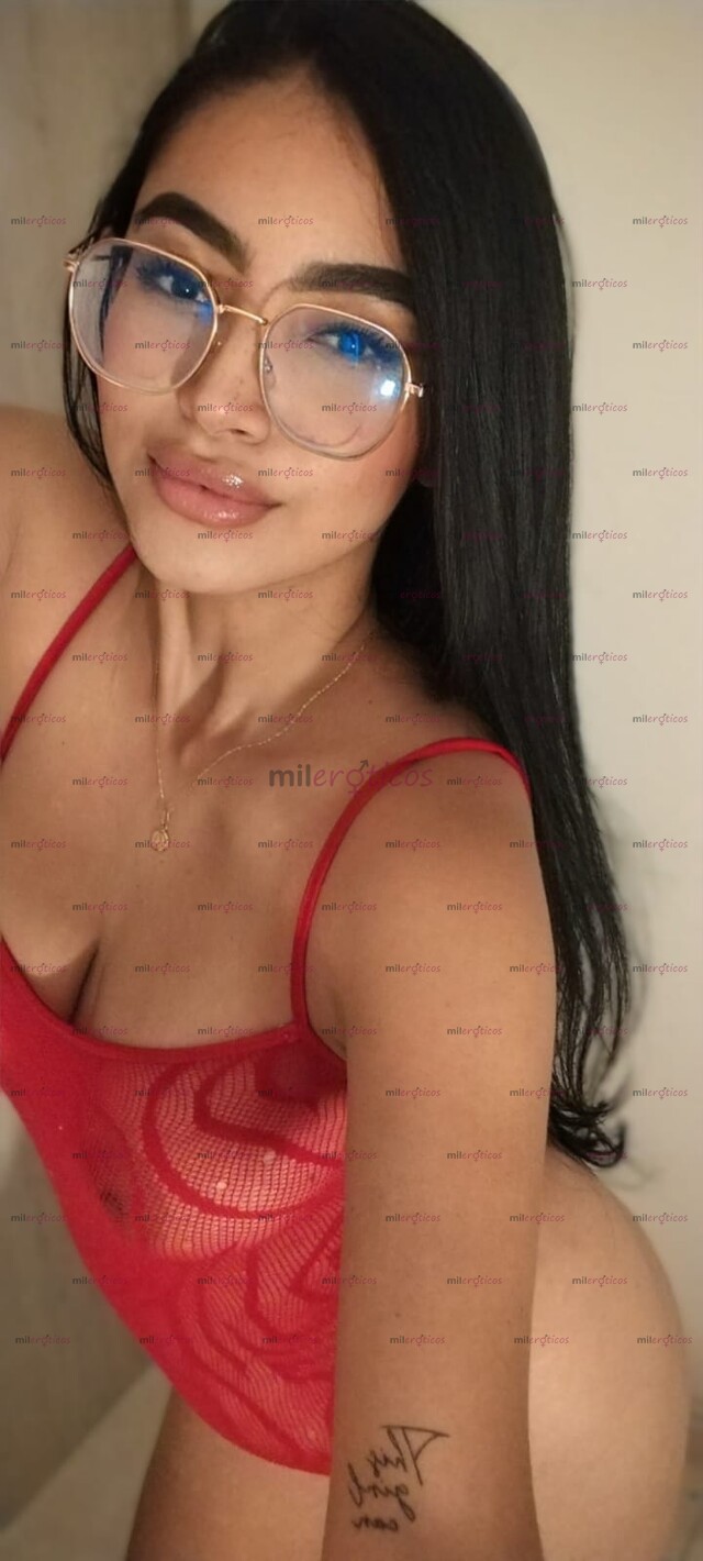 FOTOS DE SALO! TU PERRITA Y PUTITA FAVORITA.. DAME TODA TU LECHITA