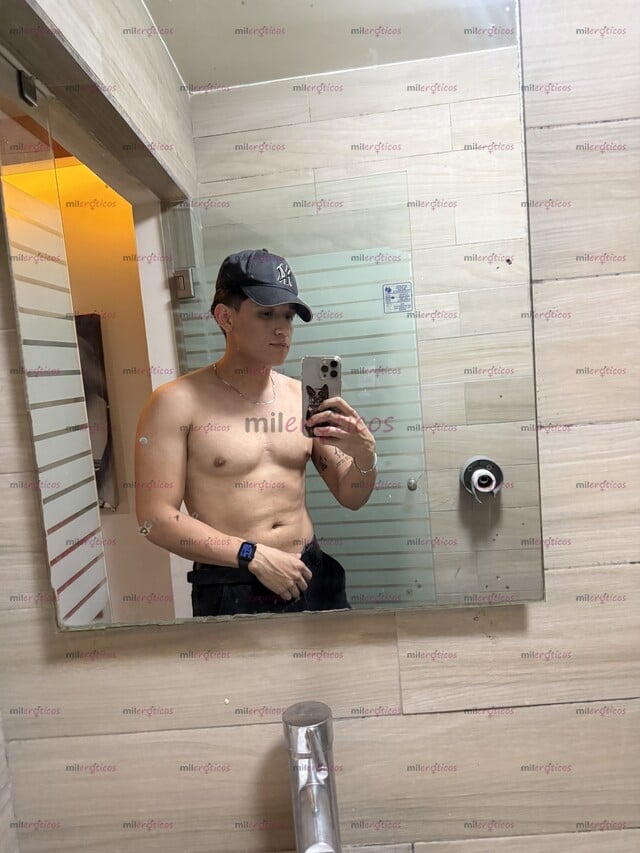 FOTOS DE CHICO INTER. DISPUESTO A CUMPLIR FANTASÍAS
